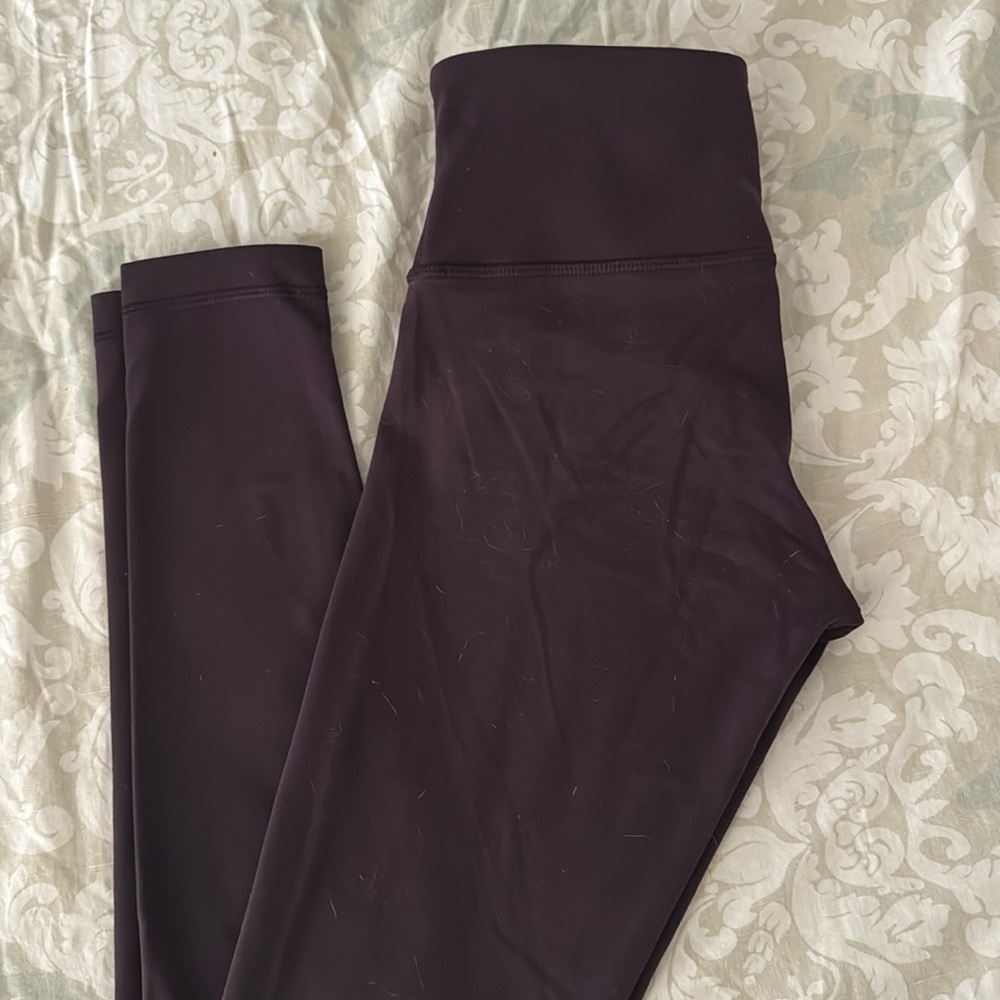Lululemon leggings size 4 like new